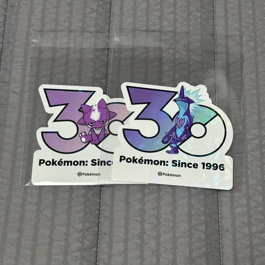 [BUNJANG] Pokemon 30th Anniversary Sticker Set: Illreze &amp; Stridder / 포켓몬 30주년 스티커 일레즌, 스트린더