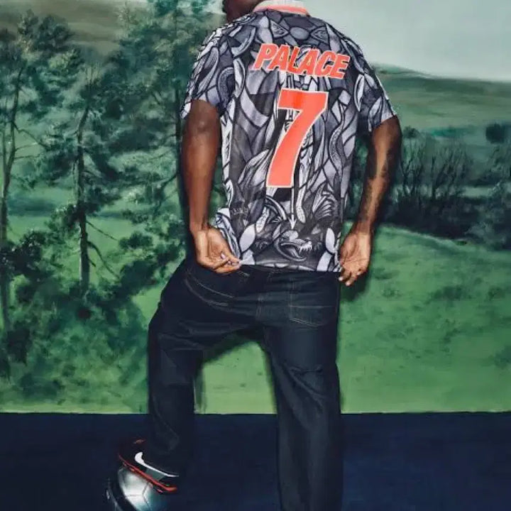 [BUNJANG] Palace x Nike England Short Sleeve Soccer Jersey Pewter Grey Bright Crimson / 팔라스 x 나이키 잉글랜드 숏슬리브 사커 저지 퓨터 그레이 브라이트 크림
