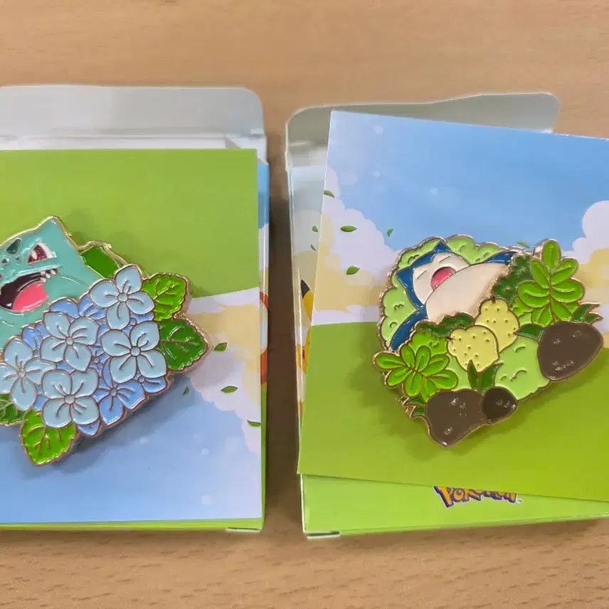 [BUNJANG] Pokemon Bulbasaur and Snorlax Badge Bundle / 이삭토스트 포켓몬 뱃지 이상해씨, 잠만보 일괄