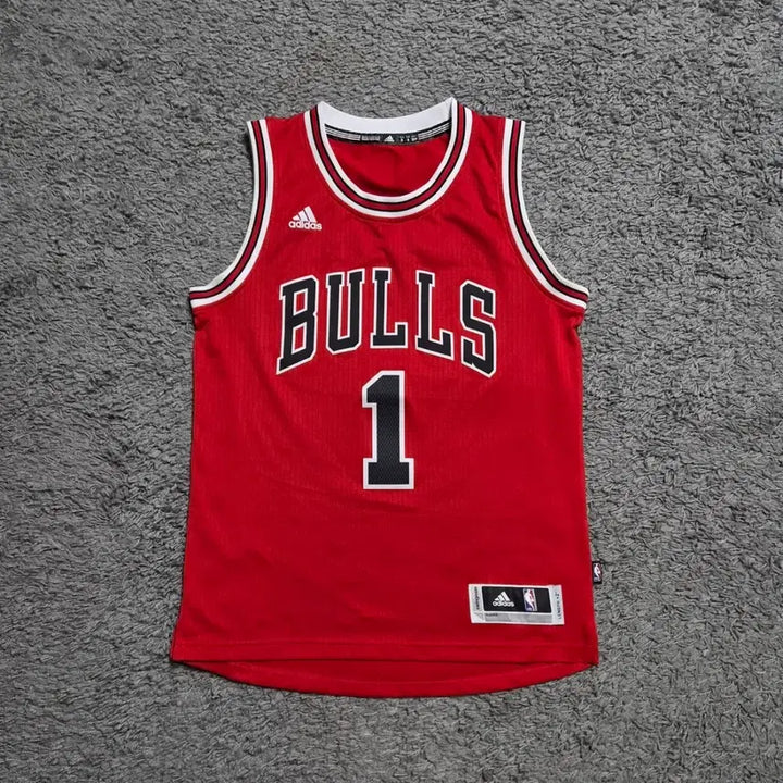 [BUNJANG] Adidas Chicago Bulls NBA Basketball Jersey Derrick Rose S / 아디다스 시카고불스 nba 농구 져지 데릭로즈 S 조던