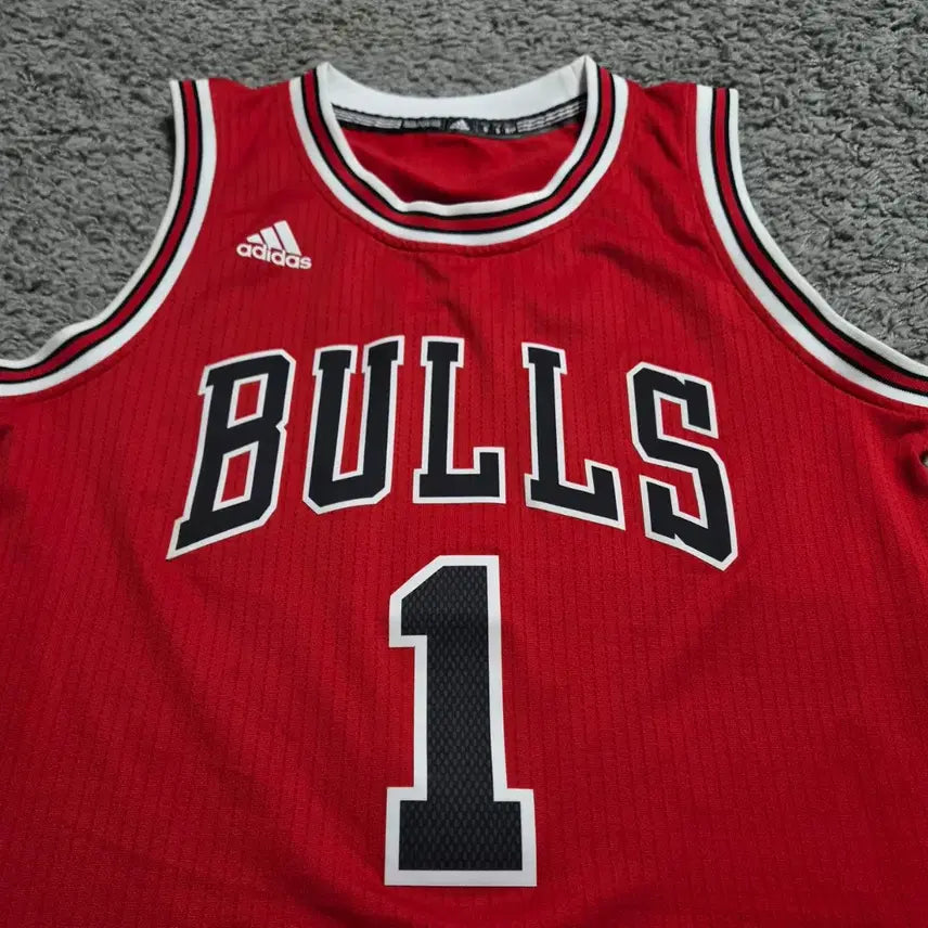 [BUNJANG] Adidas Chicago Bulls NBA Basketball Jersey Derrick Rose S / 아디다스 시카고불스 nba 농구 져지 데릭로즈 S 조던
