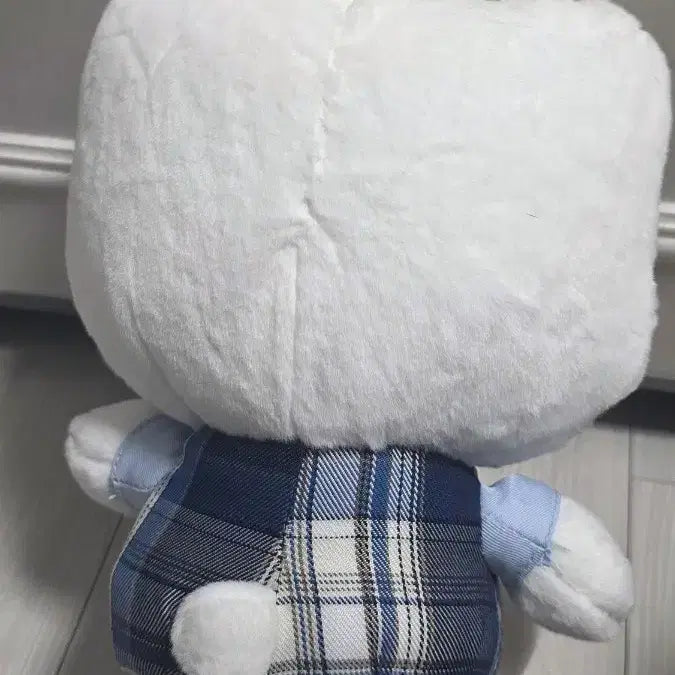 [SOLD OUT] 택포)헬로키티 체크 멜빵 인형