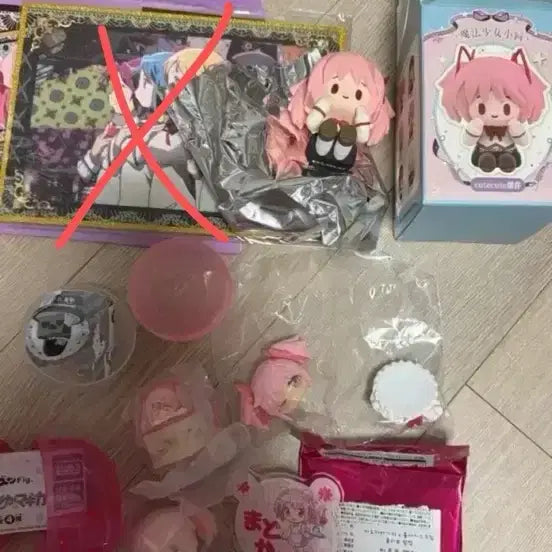 [BUNJANG] Madoka Magica Madoka Kaname Figure, Name Tag, Shikishi Bundle Set / 오늘만)마법소녀 마도마 마마마 마도카 피규어, 명찰, 색지 일괄