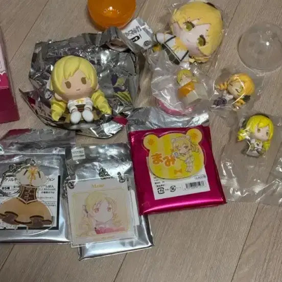 [BUNJANG] Magical Girl Madoka Magica Mami Figure Plush Bundle Set / 오늘만)마법소녀 마도카 마마마 마미 피규어 인형 등 일괄