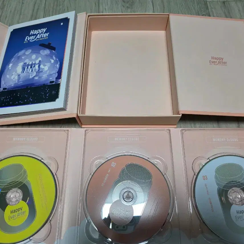 [BUNJANG] BTS 4th Muster "MUSTER" DVD (V Photocard) / 방탄소년단 bts 한국 4기 머스터 머4터 머스터 DVD (포카 태형)
