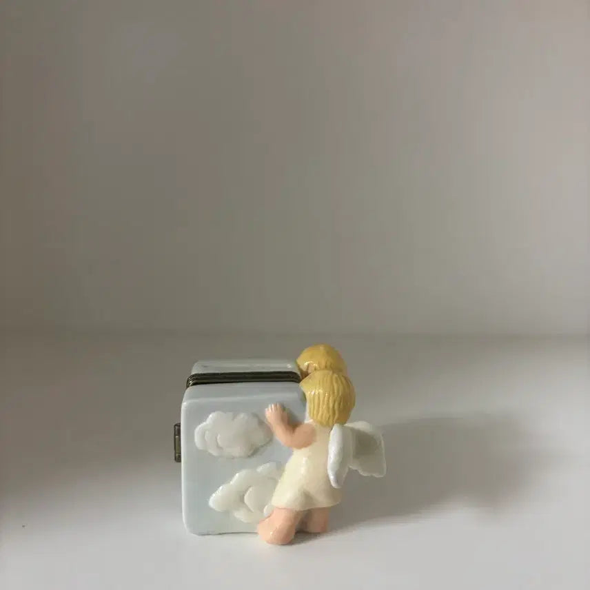 [BUNJANG] Vintage Mini Angel Trinket Box Ceramic Jewelry Box / 빈티지 미니 엔젤 트링킷 박스 천사 주얼리함 세라믹 오브제