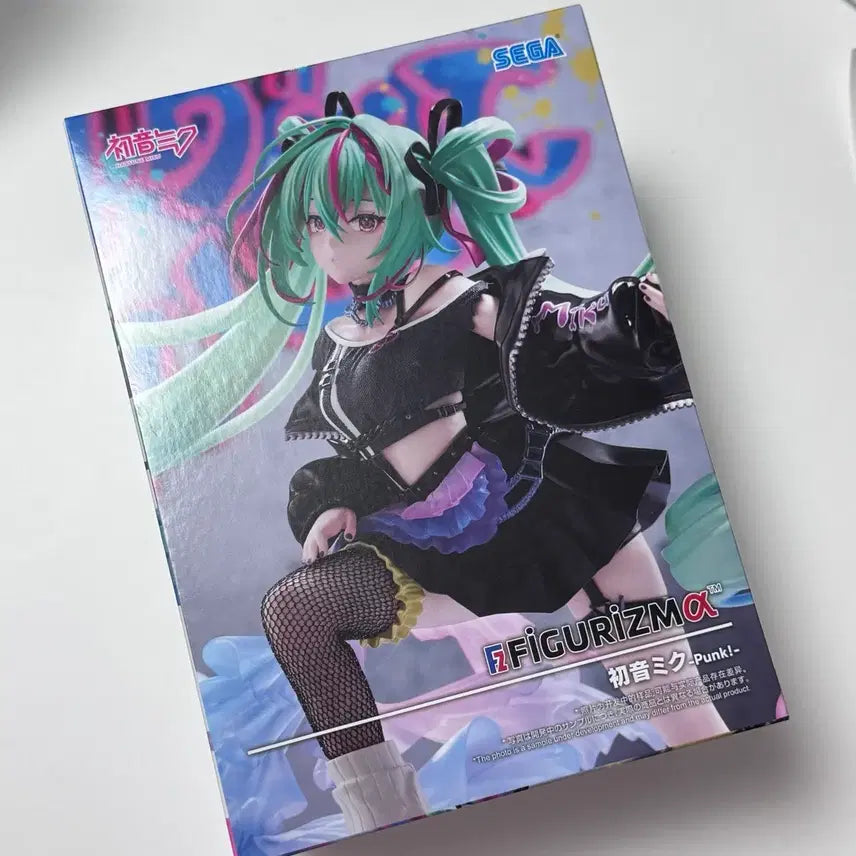 [BUNJANG] Sega Hatsune Miku Punk Style Figure (Sealed) / [미개봉](택포2.4)세가 하츠네 미쿠 펑크 스타일 피규어