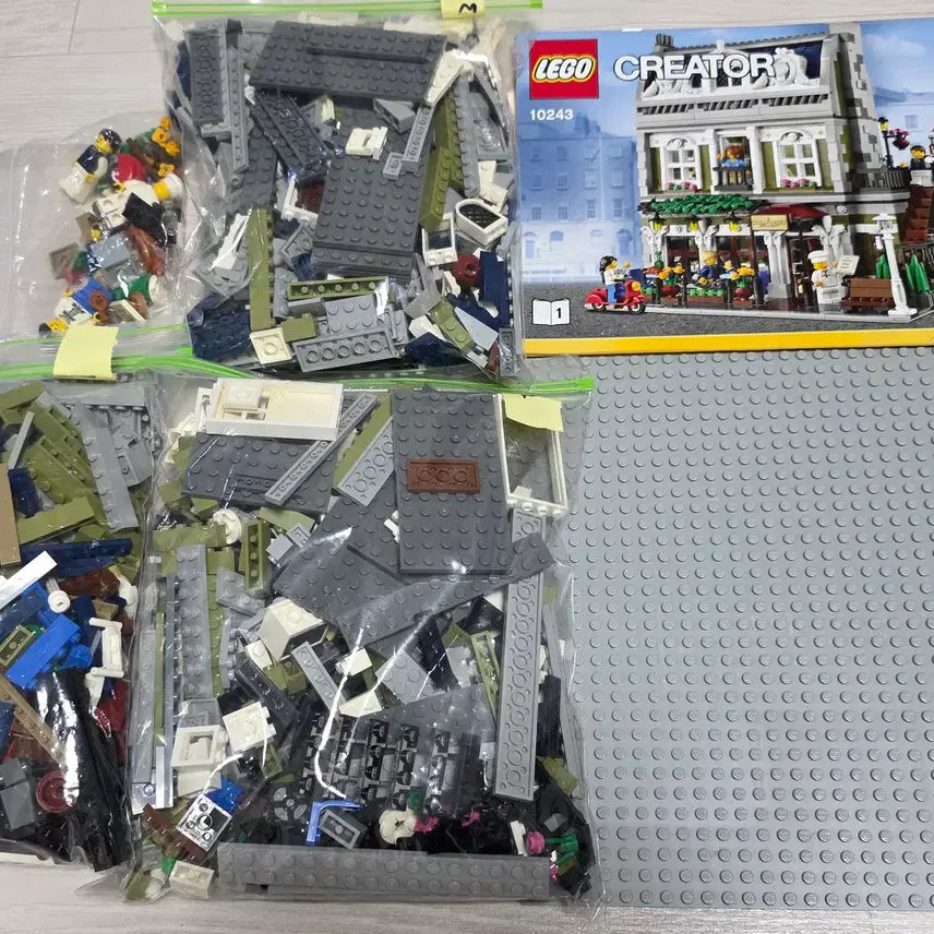 [SOLD OUT] 레고 파리레스토랑 10243 중고 분해품