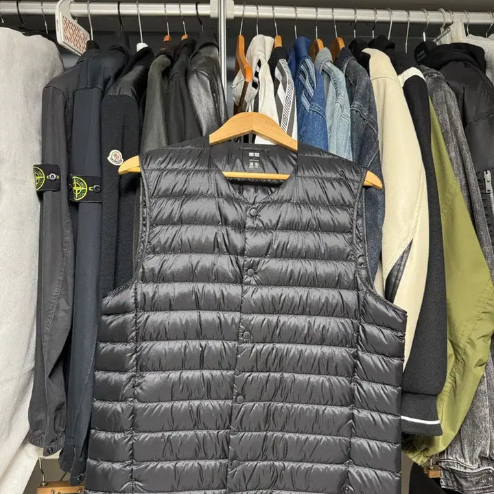 [BUNJANG] Uniqlo Heattech Lightweight Padded Vest Inner / 유니클로 히트텍 이너 경량 패딩 조끼 팝니다.