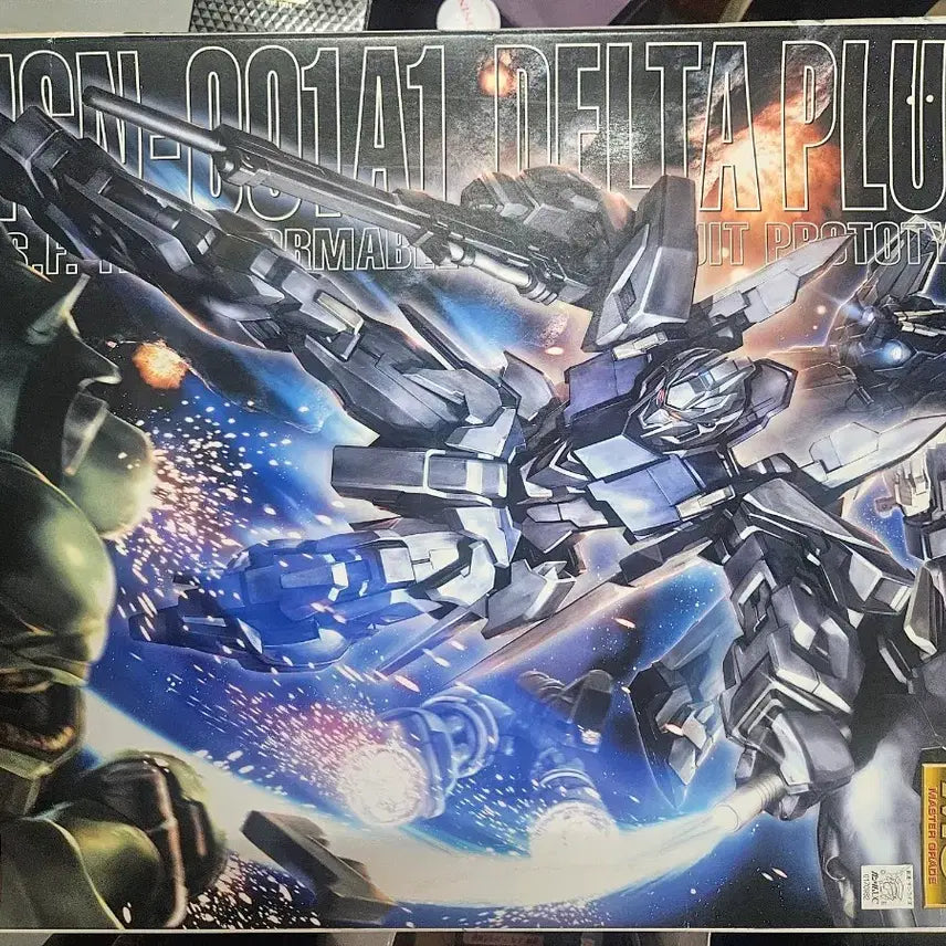[BUNJANG] Bandai MG 001A1 Delta Plus Gundam Model Kit / 반다이 MG 001A1 델타플러스 건담 프라모델