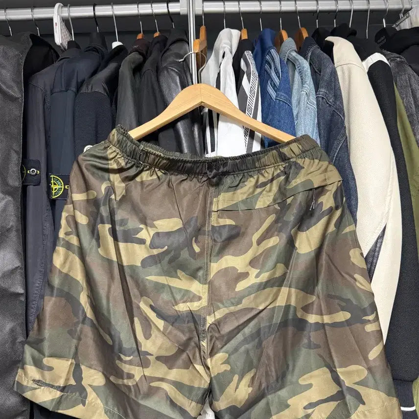 [BUNJANG] Musinsa Nylon Camo &amp; Cotton Beige Shorts Bundle Set (Size 30-32) / 무신사 반바지 새상품 2벌 일괄판매.