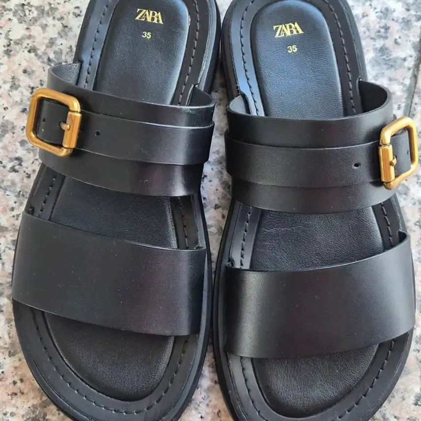 [BUNJANG] Zara Black Buckle Strap Sandals Size 35 / 미착용 새제품 자라 블랙 버클 스트랩 샌들 35