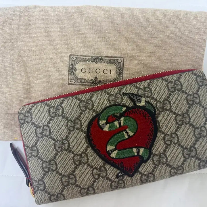 [BUNJANG] Gucci Snake Embroidery Long Wallet / 구찌 스네이크 자수 장지갑