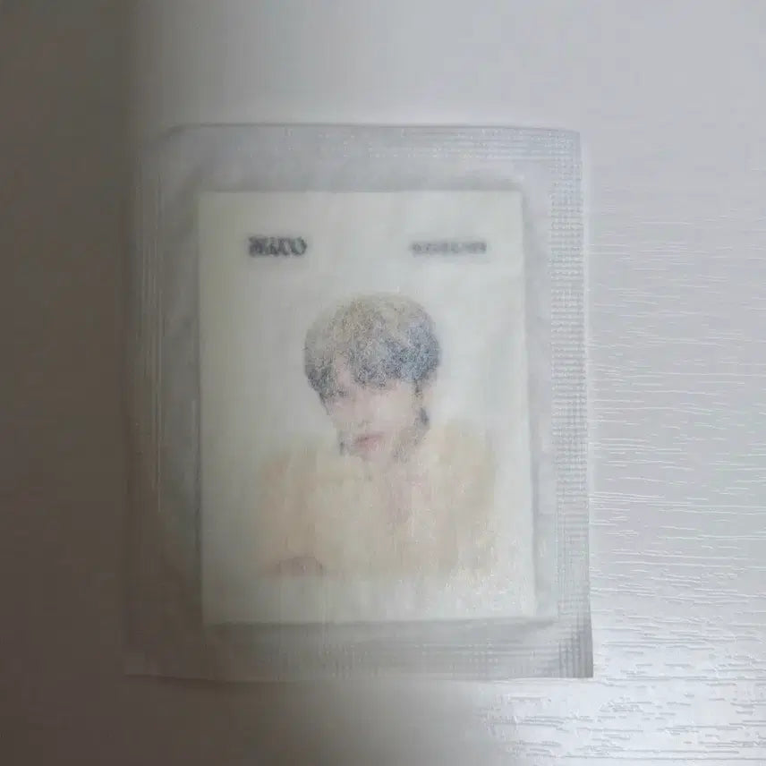[BUNJANG] BOYNEXTDOOR Liu Home Ttibu Seal Set / 보넥도 리우 홈 띠부씰 빵