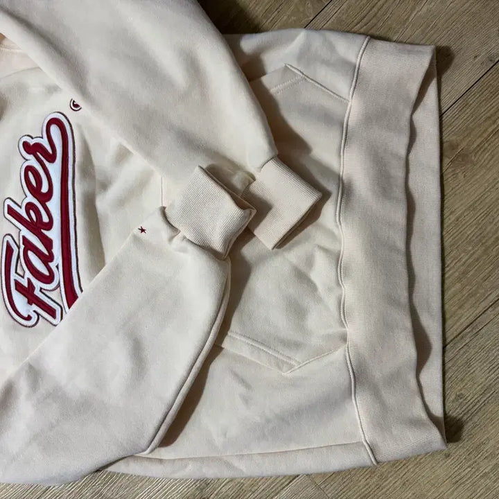 [SOLD OUT] 페이커 후드티 티원 t1 굿즈 faker s사이즈