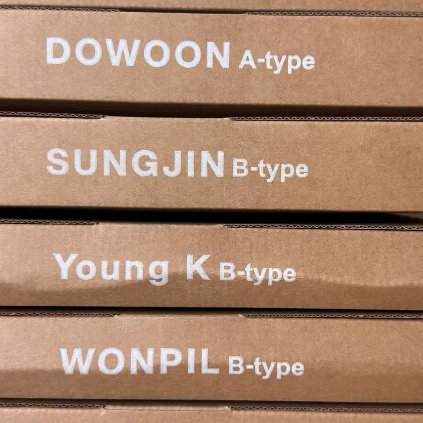 [SOLD OUT] 데이식스 디아이콘 일괄(A-성진, 도운 / B-성진,영케이,원필,도운)