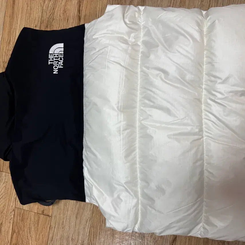[BUNJANG] The North Face White Label Novelty NUPTSE Down Vest / 노스페이스 화이트 라벨 노벨티 눕시 다운 베스트 패딩 조끼  M