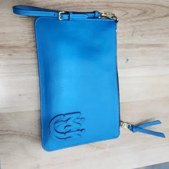 [BUNJANG] Miu Miu Blue Leather Clutch Bag / 미우미우클러치