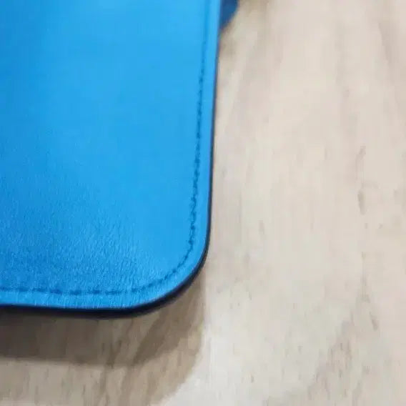 [BUNJANG] Miu Miu Blue Leather Clutch Bag / 미우미우클러치