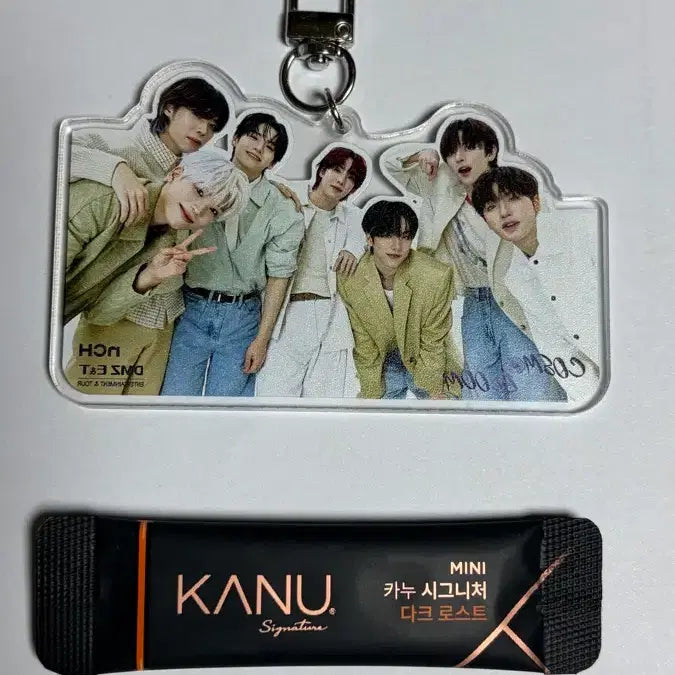 [BUNJANG] n.SSign Fan Meeting Goods Acrylic Keyring / 엔싸인 팬미팅 굿즈