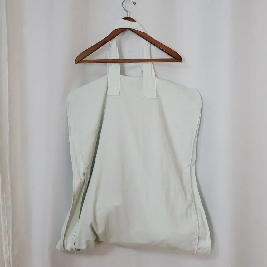 [SOLD OUT] 버버리 가먼트백
