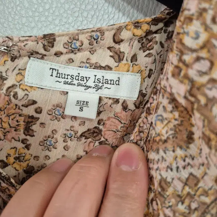 [BUNJANG] Thursday Island Floral Pattern Frill 7-Sleeve Long Dress / 써스데이아일랜드 원피스 22년제품