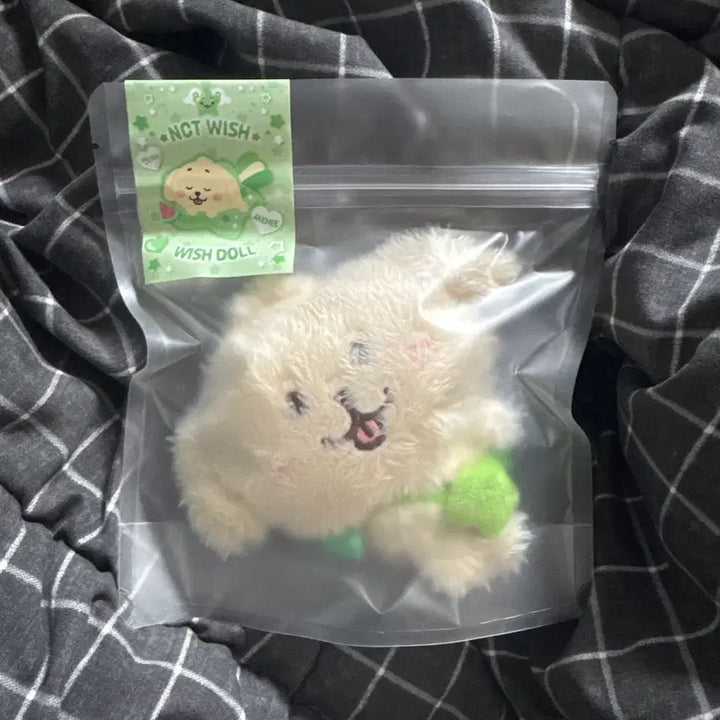 [BUNJANG] NCT WISH Wish Doll Dangtriever Sealed / NCT WISH WISH DOLL 위시돌 댕트리버 미개봉