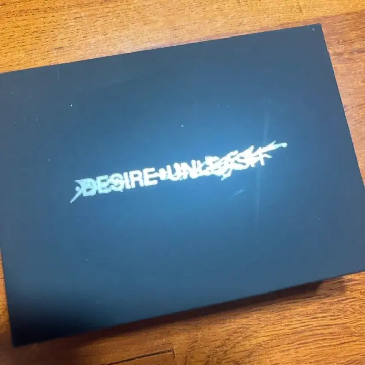 [BUNJANG] Enhypen DESIRE UNLEASH Earrings / 엔하이픈 DESIRE UNLEASH 귀걸이