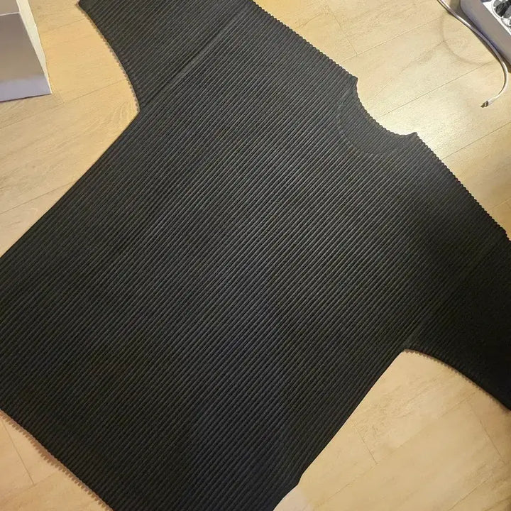 [BUNJANG] Issey Miyake Homme Plissé Short Sleeve T-Shirt Black Size 3 / 이세이 미야케 옴므 플리세 반팔 새상품 3사이즈(L,100)