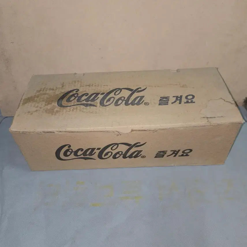 [BUNJANG] 1980s Retro Coca-Cola Unused Glass Set (10 Pieces) / 1980년대 레트로 코카콜라 미사용 유리잔.즐겨요 코카콜라10개 1박스