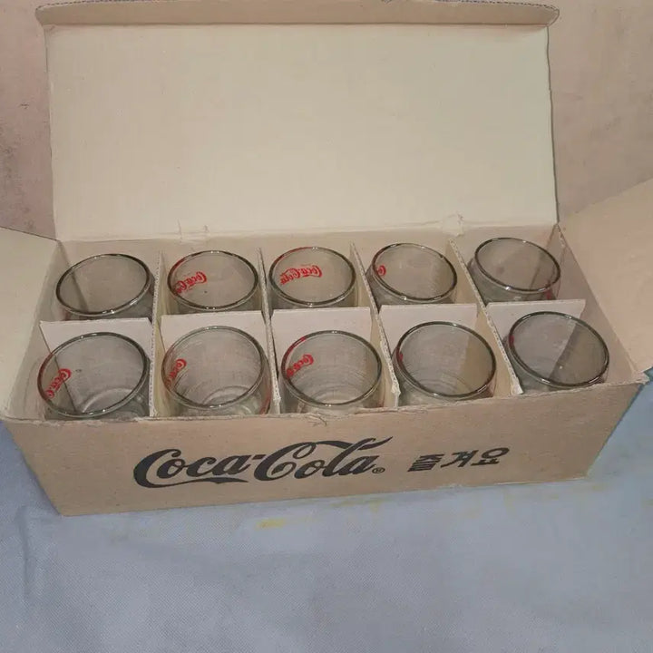 [BUNJANG] 1980s Retro Coca-Cola Unused Glass Set (10 Pieces) / 1980년대 레트로 코카콜라 미사용 유리잔.즐겨요 코카콜라10개 1박스