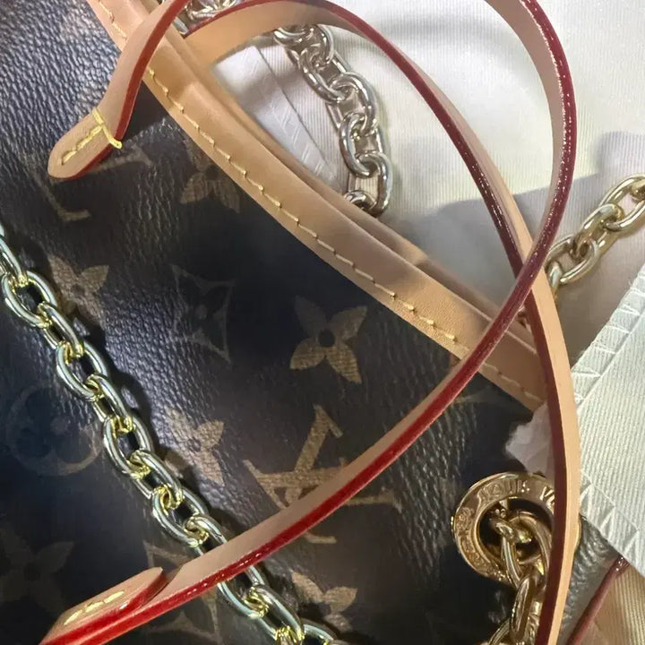 [BUNJANG] Caryall BB Shoulder Bag (Chain/Tag Imperfection) / 캐 리올 bb 숄더백 (체인/택 하자품)