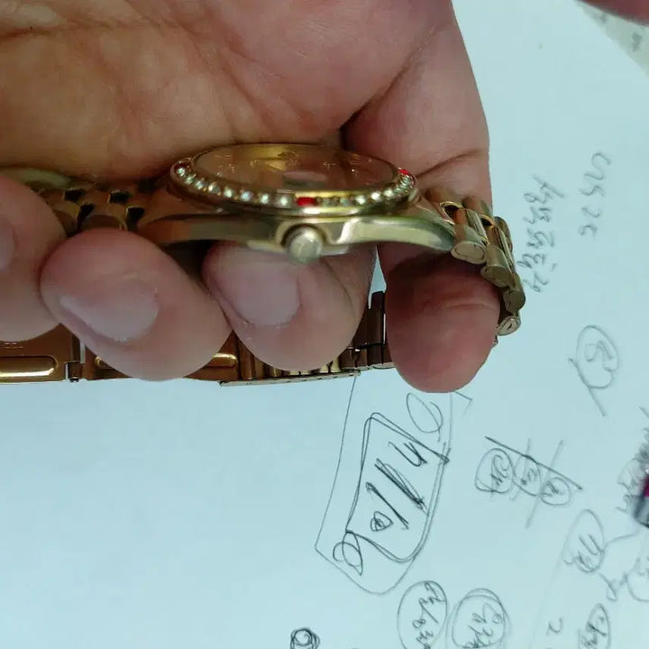 [BUNJANG] Carrano Gold Tone Combi Crystal Antique Watch / 카리아노 금장 시계 콤비 크리스탈 앤틱