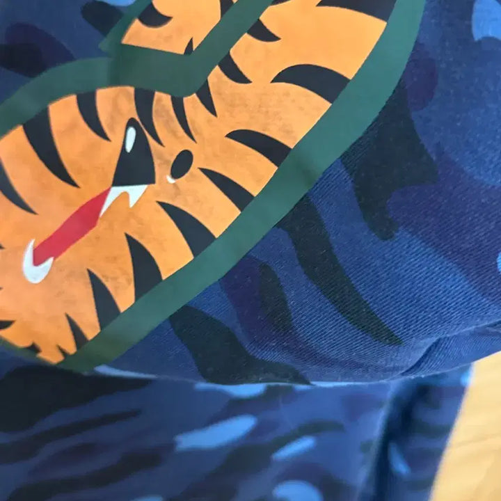 [BUNJANG] BAPE Shark Camo Full Zip Hoodie Navy L / 오늘만)베이프 샤크 카모 후드집업 네이비L