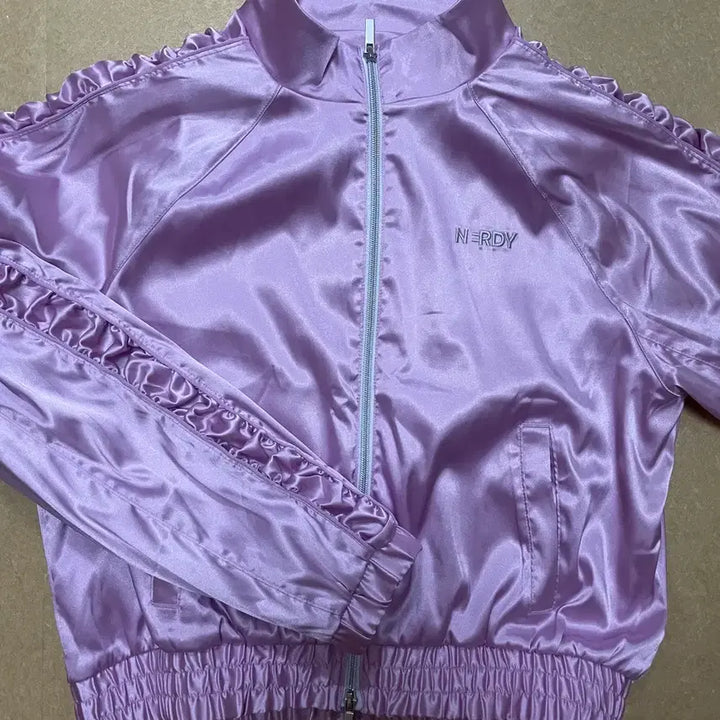 [BUNJANG] NERDY Shirring Track Jacket Lavender / 널디 셔링 트랙 자켓 라벤더