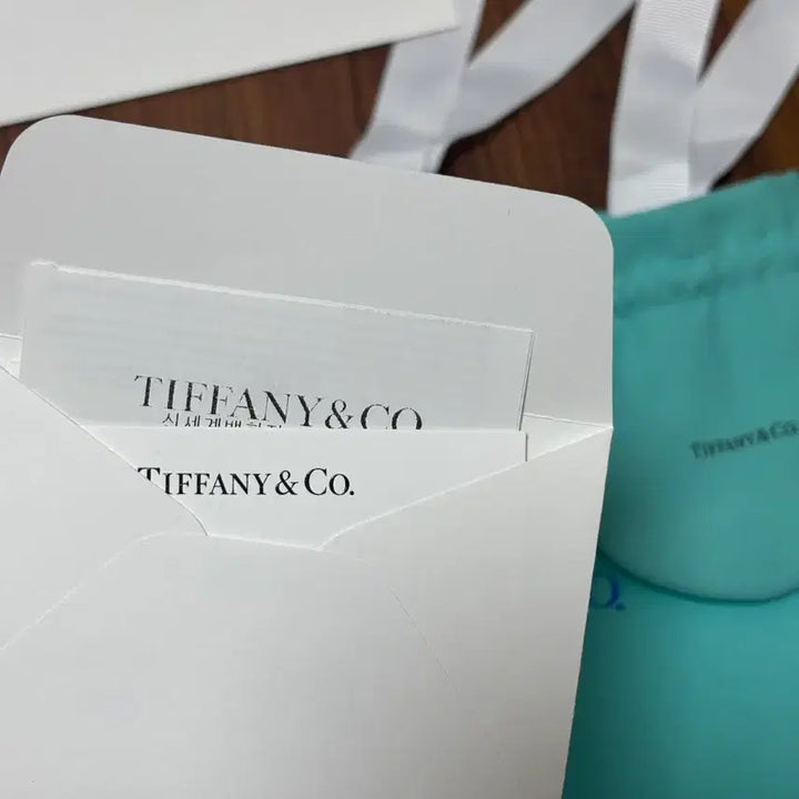 [BUNJANG] Tiffany &amp; Co. Paper Shopping Bag and Pouch Set / 티파니앤코 종이가방 쇼핑백, 복주머니 파우치 세트