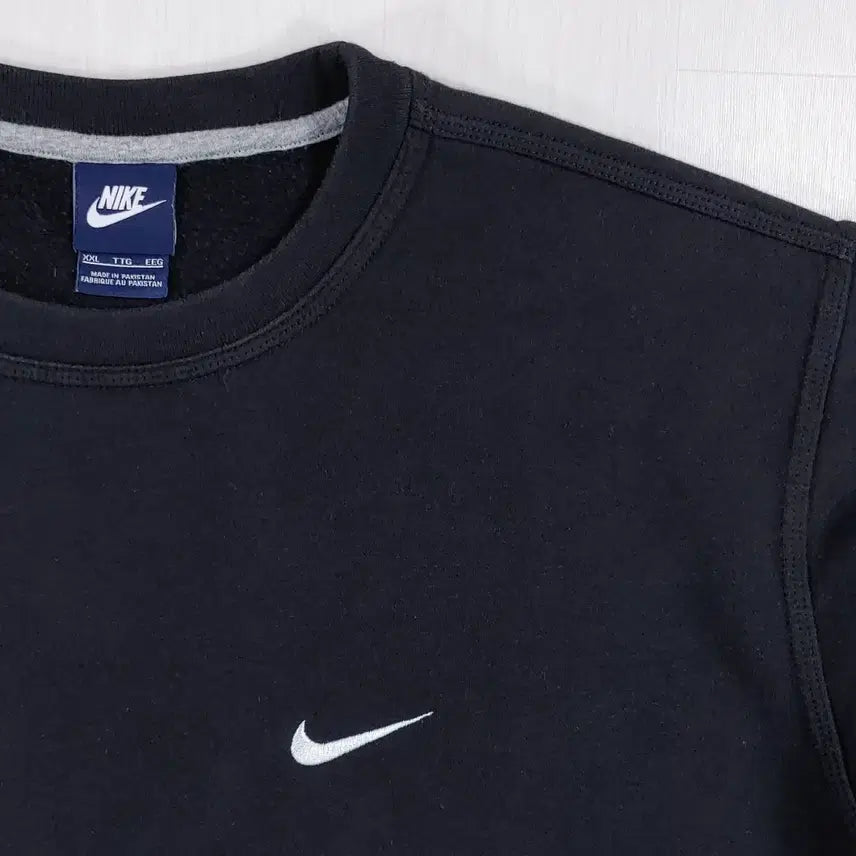 [BUNJANG] Nike Small Swoosh Embroidered Crewneck Sweatshirt XXL / 나이키 스웻셔츠 XXL