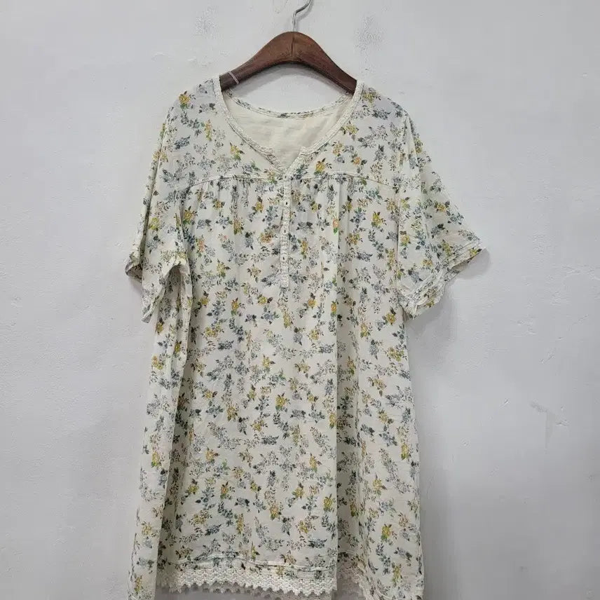 [BUNJANG] CEst VOUS Floral Pattern Lace Blouse Dress / CEST VOUS 플로럴 패턴 레이스 블라우스 원피스