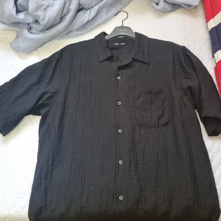 [BUNJANG] Uniqlo GU Texture Shirt Short Sleeve XL Black / 유니클로 GU 텍스처셔츠 반팔 XL 09블랙