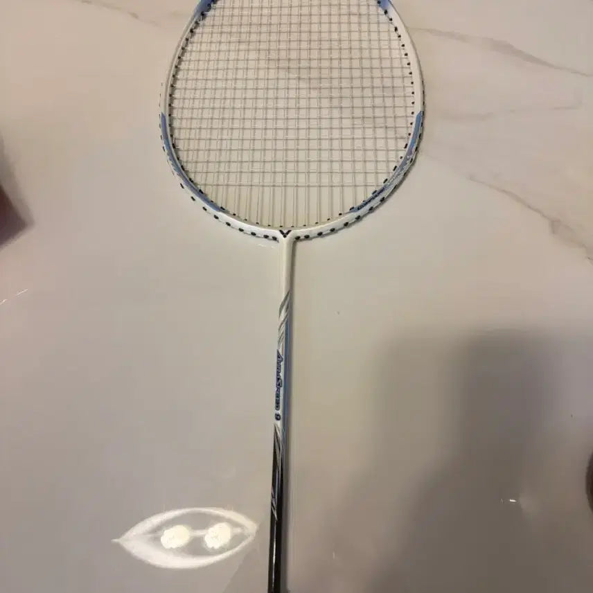 [BUNJANG] Yonex Arcsaber 9 Badminton Racket / 빅터 아우라스피드9