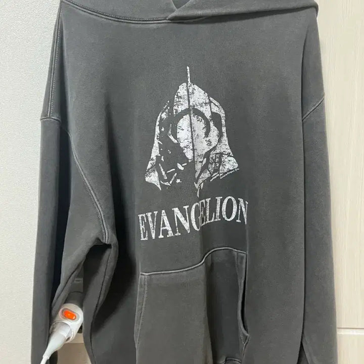 [BUNJANG] Mahagrid x Evangelion Unit-01 Hoodie Charcoal M / 에반게리온 마하그리드 초호기 후드티 챠콜 M사이즈 옷