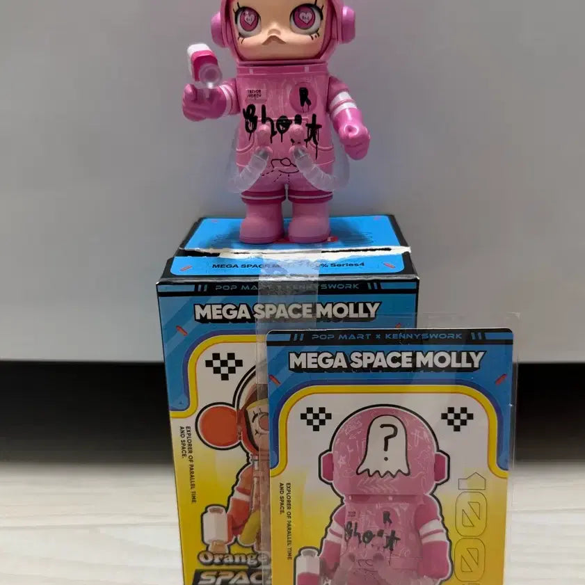 [BUNJANG] Pop Mart Molly Space Molly 4 100% Trevor Andrew Unsealed / 팝마트 스페이스 몰리4 100%  : 트레버 앤드류 (개봉)