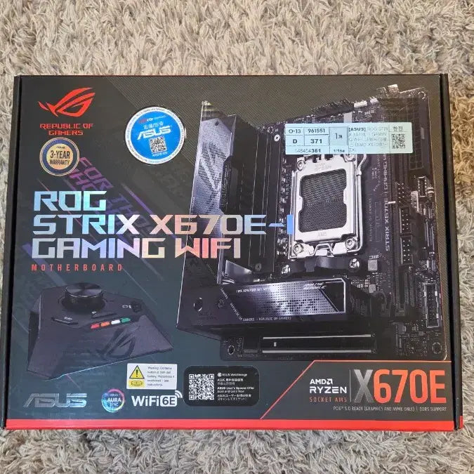 [BUNJANG] ASUS ROG STRIX X670E-I GAMING WIFI Motherboard / [판매] ASUS ROG STRIX X670E-I GAMING WIFI