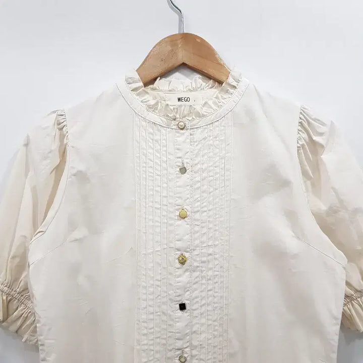 [BUNJANG] Vintage Mori Girl Beaded Button Short Sleeve Blouse - Women&