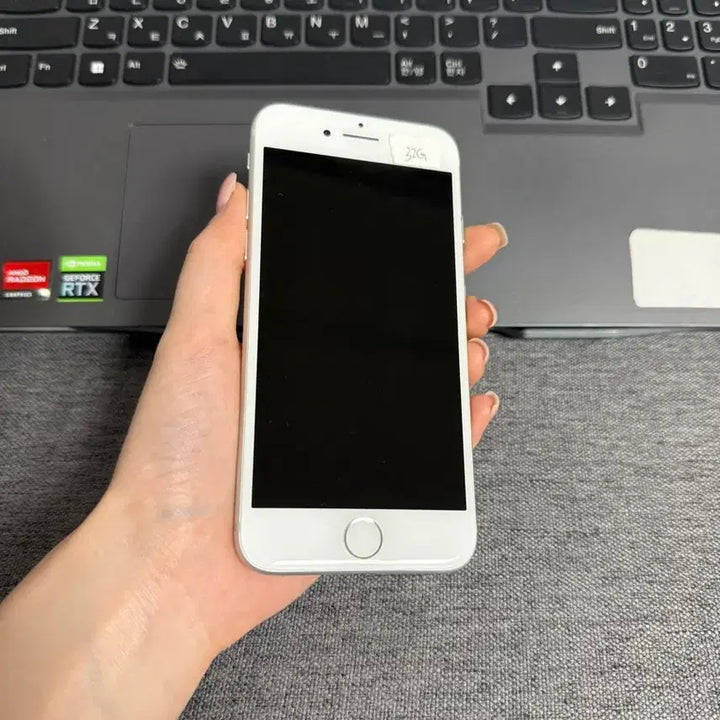 [BUNJANG] Apple iPhone 7 32GB (Grade A, Silent Mode) / G22 a급 아이폰7 32기가 무음
