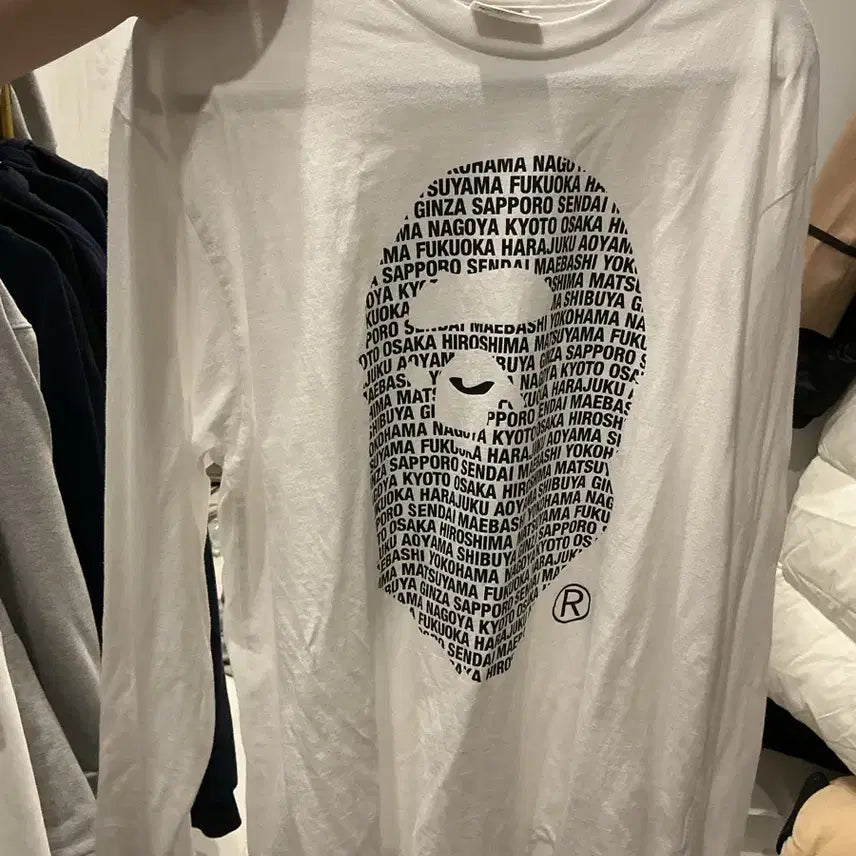 [BUNJANG] BAPE Japan White Long Sleeve T-Shirt / 베이프 제팬 화이트 롱슬리브 티셔츠
