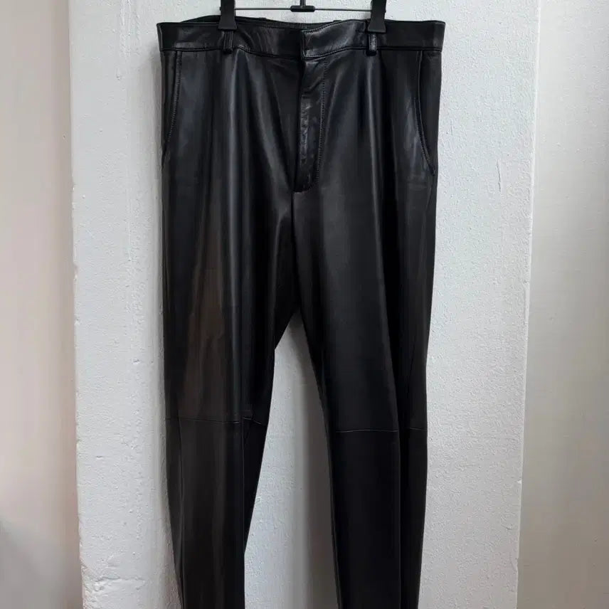 [BUNJANG] Loewe Lambskin Leather Pants / 로에베 램스킨 레더 팬츠