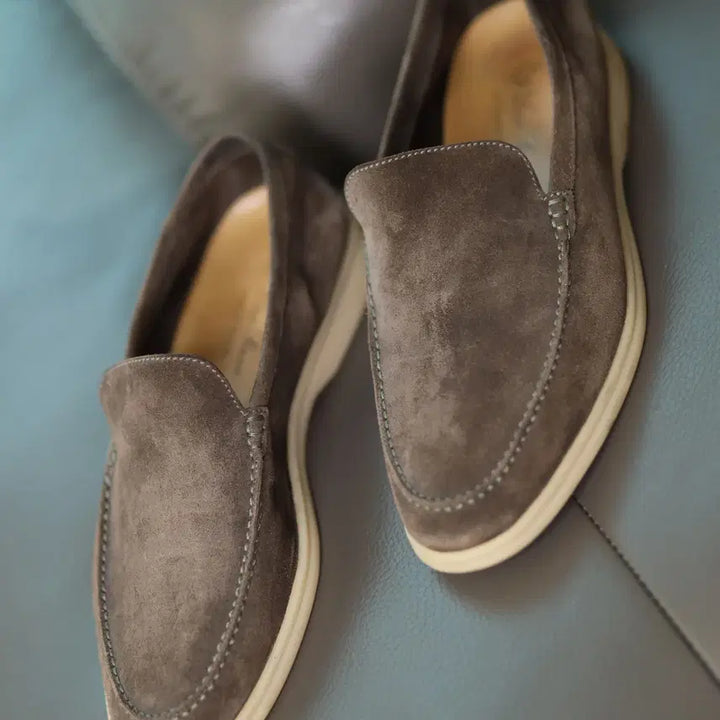 [BUNJANG] Loro Piana Summer Walk Suede Slip-On Shoes / 발이 먼저 기억하는 신발 로로피아나 썸머워크