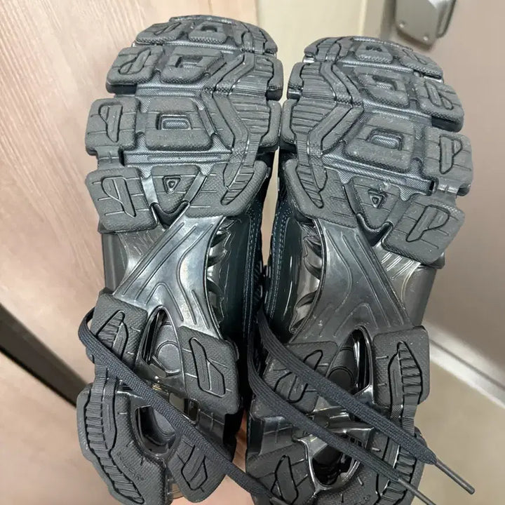 [BUNJANG] Adidas Mega Ride F50 Carbon Black Shoes (Size 285) / 아디다스 메가라이드 F50 사이즈 285
