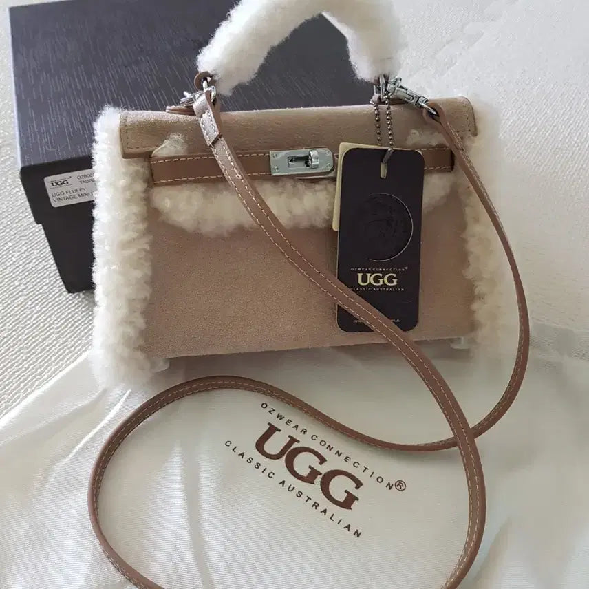 [BUNJANG] UGG Ozwear Mini Crossbody Bag / Tote / 새상품 UGG 오즈웨어 미니 크로스백 토트겸용